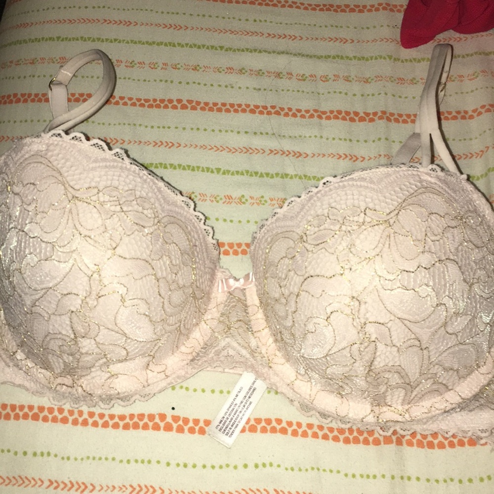 Gilligan & Omally push up bra
